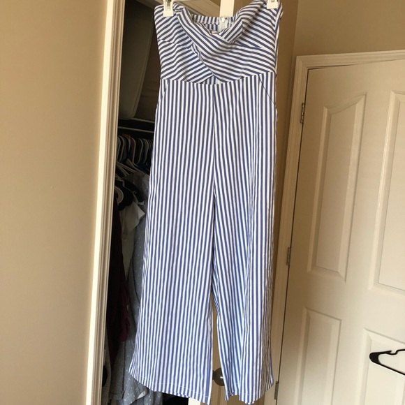 Blue and white striped jumpsuit - Picture 4 of 4